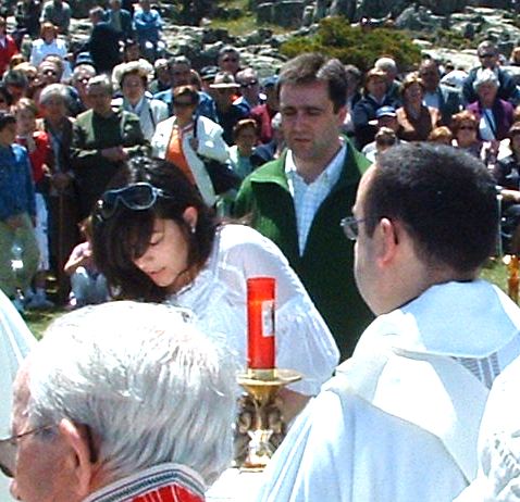 Momento de la ofrenda de Pinilla 